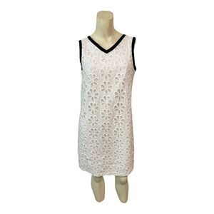 Amadi White Floral Eyelet Shift Dress Small